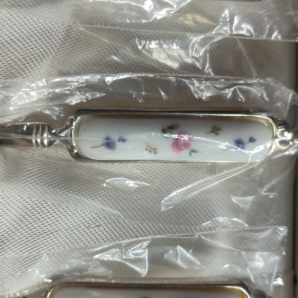 Rondeau Lot of 6 Tea Spoons Pretty Floral Handle Stainless Japan - Picture 5 of 8